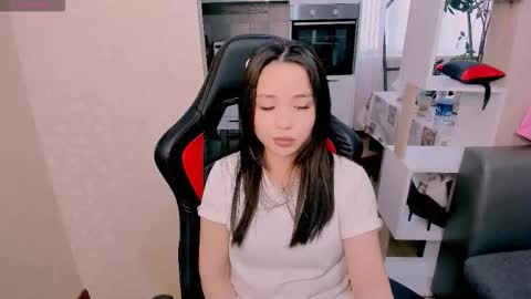 Aya Moon online show from 10/22/25, 04:24