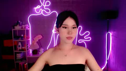 AYAHOSHILOVESYOU online show from 03/21/26, 09:47