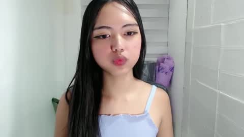 ayalvrs18 online show from 12/20/24, 09:11