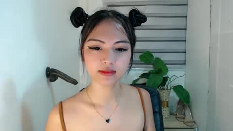 ayalvrs18 online show from 02/14/25, 04:04