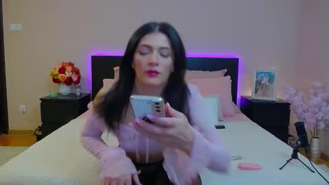 Ayanna online show from 12/22/25, 10:18