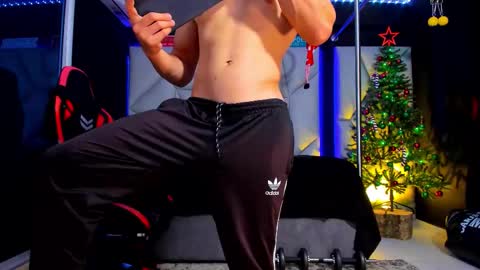 Ayden Miller online show from 12/14/25, 01:22