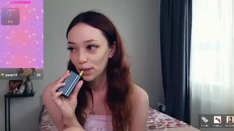 Snapshot of ayehoney chatting on 07/16/26, 04:51 Hailey Wellington online show from 07/16/26, 04:51