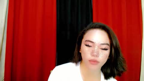 Snapshot of ayesha_x chatting on 10/25/25, 09:42 ayesha_x online show from 10/25/25, 09:42