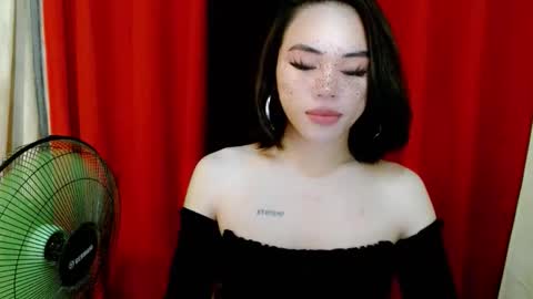 Snapshot of ayesha_x chatting on 10/26/25, 04:24 ayesha_x online show from 10/26/25, 04:24