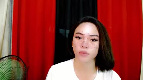 Snapshot of ayesha_x chatting on 10/27/25, 04:27 ayesha_x online show from 10/27/25, 04:27