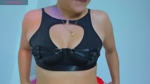 Snapshot of ayheleen_sexygirl3 chatting on 01/10/25, 12:38 Mariana online show from 01/10/25, 12:38