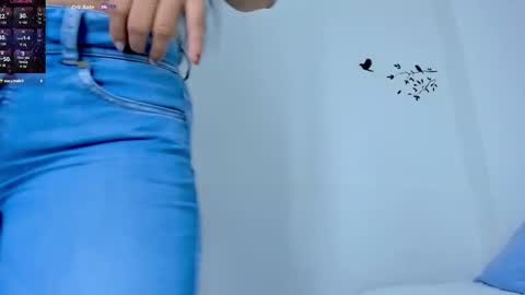 Mariana online show from 12/20/25, 06:48