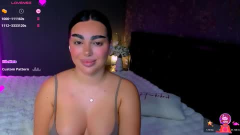  Ayla Demir  online show from 11/30/25, 10:58