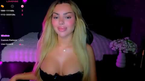  Ayla Demir  online show from 05/17/26, 07:54