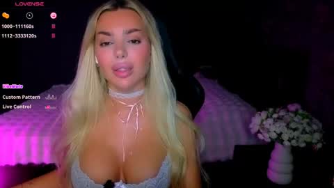  Ayla Demir  online show from 07/13/26, 08:00