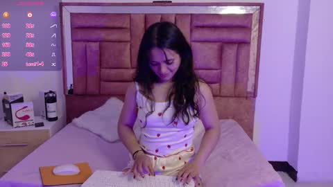 ayla_han online show from 03/19/26, 04:27