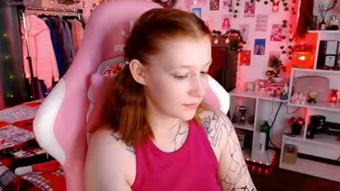 Ayla hill online show from 11/26/25, 07:26