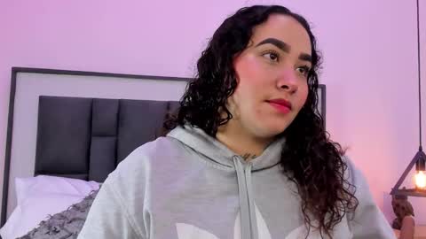 Ayla online show from 10/18/25, 02:47