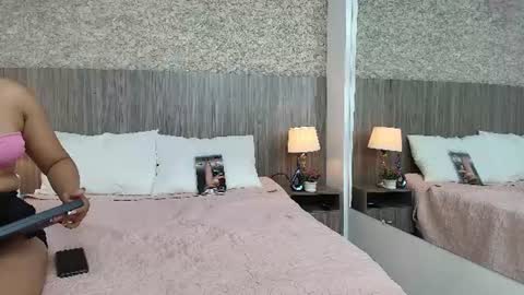Ayleen Collins online show from 07/12/26, 07:27