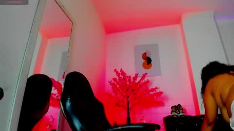 Ayliinn  online show from 05/06/26, 01:57