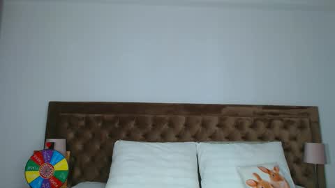 Aylin online show from 10/13/25, 02:00