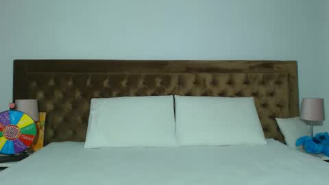 Aylin online show from 02/18/26, 06:20