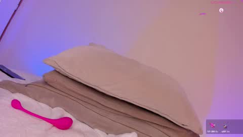 Aylin  online show from 02/23/25, 07:11