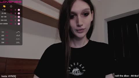 Snapshot of ayn3q chatting on 12/06/24, 12:05 AYNEK        fansly  online show from 12/06/24, 12:05