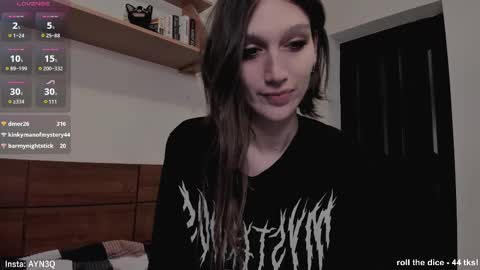 Snapshot of ayn3q chatting on 03/02/25, 01:15 AYNEK        fansly  online show from 03/02/25, 01:15