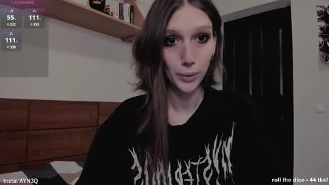 Snapshot of ayn3q chatting on 03/07/25, 02:04 AYNEK        fansly  online show from 03/07/25, 02:04