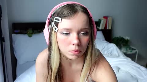 Ayra Lust online show from 02/10/25, 06:42