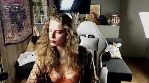 Ayreen Moore online show from 09/22/25, 08:55