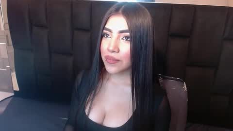 Aysel online show from 10/21/25, 06:08
