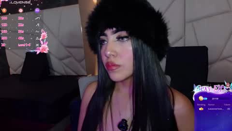 Aysel online show from 12/22/25, 09:23