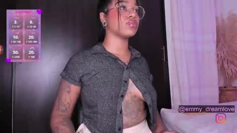 Snapshot of ayselsole chatting on 01/22/25, 11:12 Emmy online show from 01/22/25, 11:12