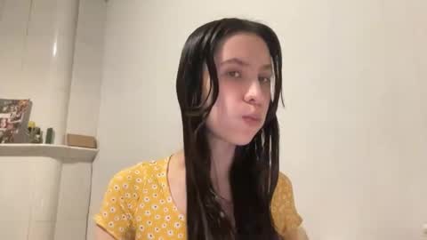 Snapshot of ayyababys chatting on 06/06/26, 10:14 angel ayya online show from 06/06/26, 10:14