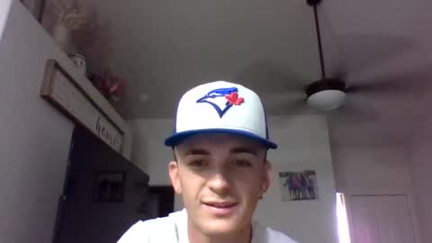 Snapshot of az2312752908 chatting on 04/03/26, 11:58 az2312752908 online show from 04/03/26, 11:58