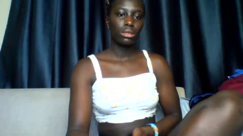 Snapshot of azaelia_iris chatting on 07/24/26, 07:50 azaelia_iris online show from 07/24/26, 07:50