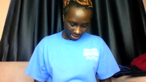 Snapshot of azaelia_iris chatting on 07/27/26, 08:32 azaelia_iris online show from 07/27/26, 08:32