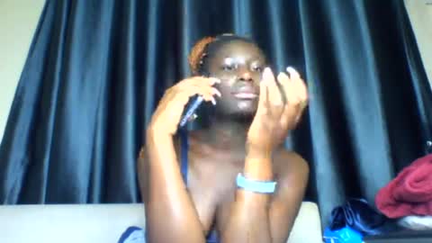Snapshot of azaelia_iris chatting on 07/28/26, 08:43 azaelia_iris online show from 07/28/26, 08:43