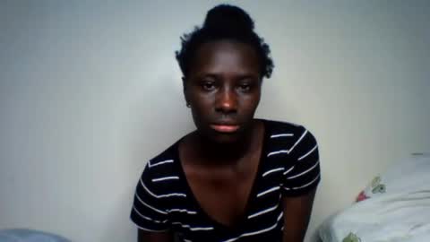 Snapshot of azaelia_iris chatting on 08/05/26, 01:47 azaelia_iris online show from 08/05/26, 01:47