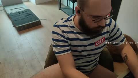 justin online show from 04/14/26, 08:31