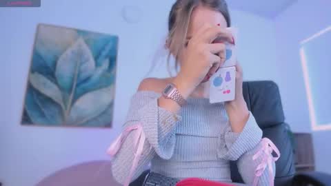 azahaara__ online show from 02/22/26, 06:17