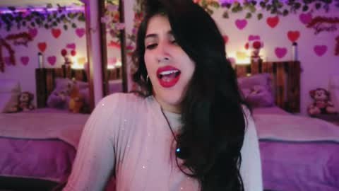Snapshot of azaharnoor chatting on 06/07/26, 01:21 Azahar online show from 06/07/26, 01:21