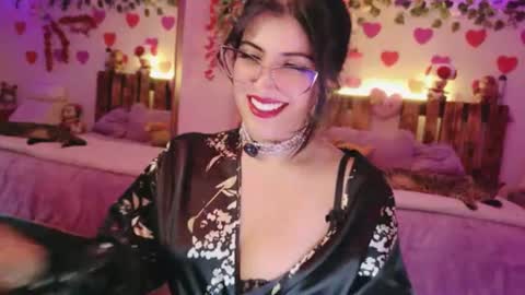 Snapshot of azaharnoor chatting on 07/17/26, 12:50 Azahar online show from 07/17/26, 12:50