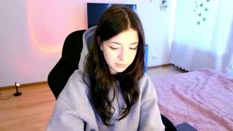 Azaliya online show from 03/21/26, 08:41