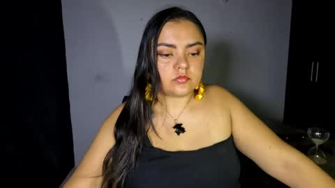 Goddess Azara online show from 05/19/26, 06:47