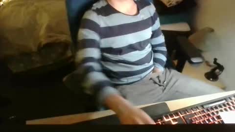 azdert online show from 01/10/26, 12:07