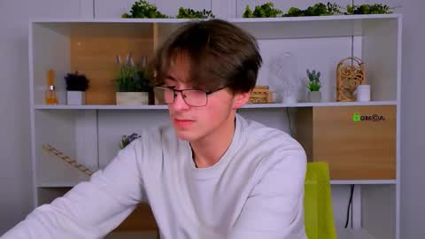 azen_rush online show from 12/17/25, 06:19