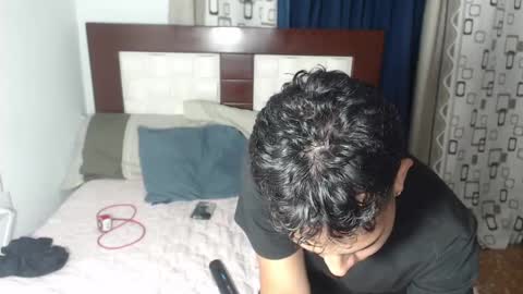 Snapshot of aziel_pantoja chatting on 10/14/25, 01:17 Aziel Pantoja online show from 10/14/25, 01:17