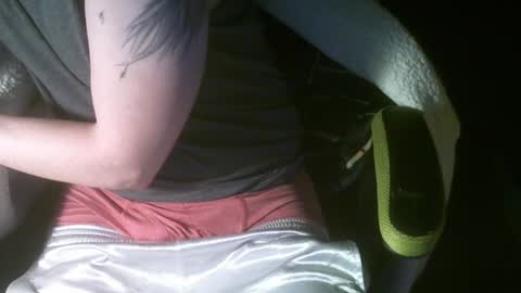 Snapshot of azinn chatting on 02/04/25, 06:49 Zin online show from 02/04/25, 06:49