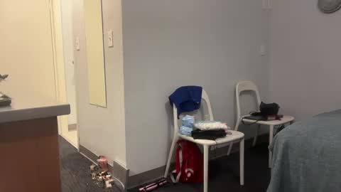 Snapshot of aziz_1000x chatting on 02/12/25, 06:19 aziz_1000x online show from 02/12/25, 06:19