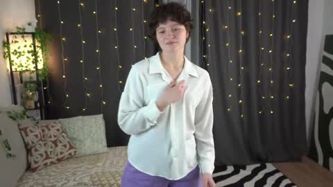 Snapshot of azucenasecunda chatting on 05/10/26, 08:14 Lisha online show from 05/10/26, 08:14