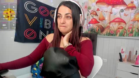 Azucena R online show from 03/11/25, 07:14